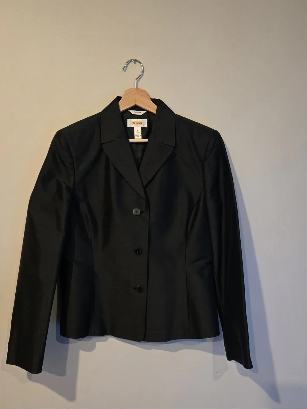 Vintage Talbots Pure Silk Blazer Black Size 6 Classic Tailored Quiet Luxury - Picture 2 of 7
